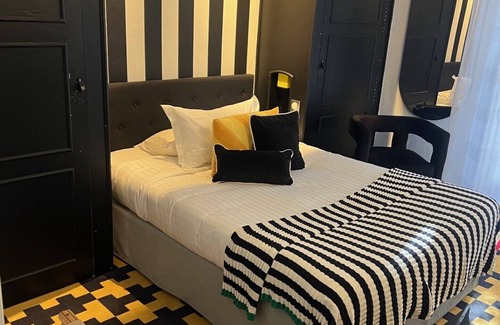 Marcq-en-Baroeul Hotel | Hôtel du Croisé