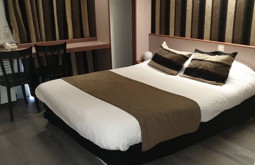 Magnanville Hotel | Hôtel Eclipse