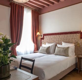 Saint-Germain-des-Pres Hotel | Hôtel Fougère