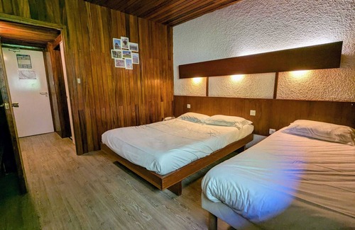 Besse-et-Saint-Anastaise Hotel | Hôtel Gergovia