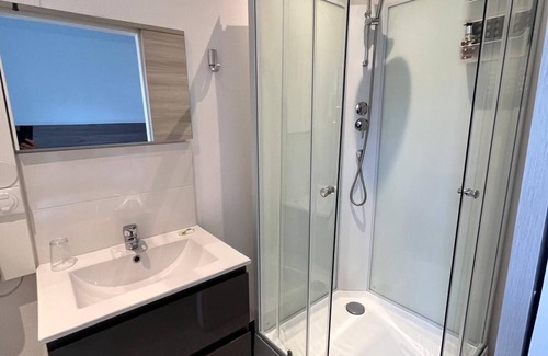 Chatellerault Hotel | Hôtel L'Univers