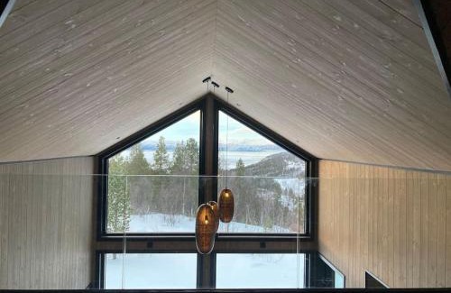 Alta Villa | Høy standard med nydelig utsikt