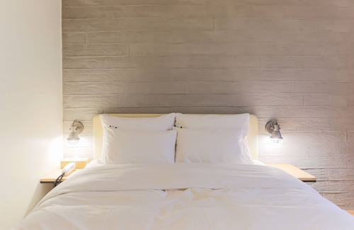 Dongseon-dong Hotel | H Avenue Hotel Sungshin