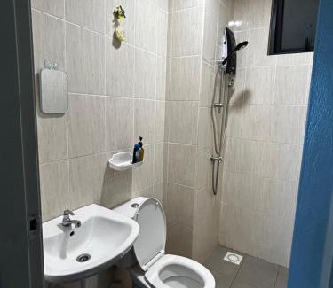 Kajang Apartment | H&Z HOMESTAY @ VISTA BANGI
