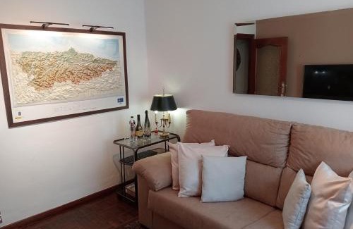La Corredoria y Ventanielles House | Habitacion matrimonial centro ciudad