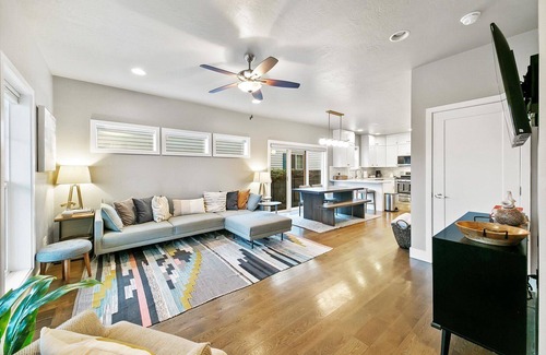 Veterans Park House | #HabitueHomes - The Stone's Throw