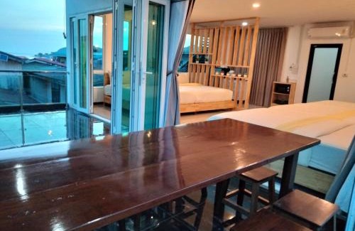 Bang Lamung House | Habor House by Koh Larn Riviera