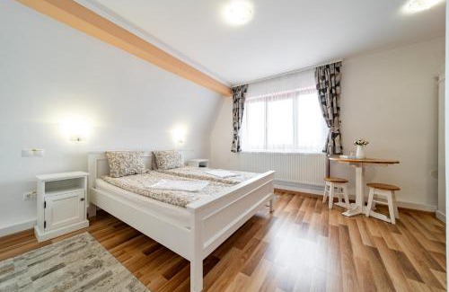 Lupeni Bed & Breakfast | Hadnagy Étterem és Panzió
