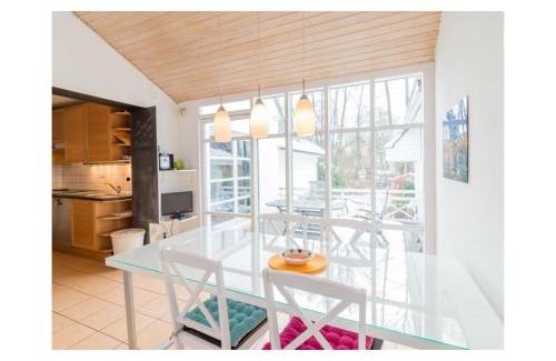 Rahlstedt House | Hamburger Villenviertel, ganzes Haus mit 5 Einbettzimmern,1 Esszimmer