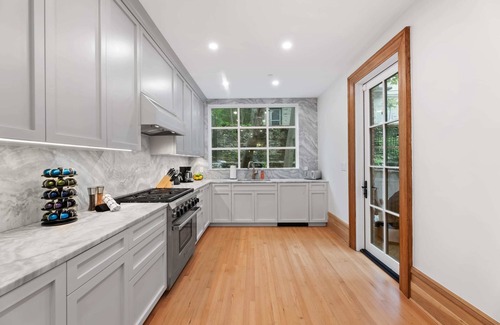 Upper Manhattan House | Hamilton by Rove Travel | 4BR TH w/Outdoor Spaces