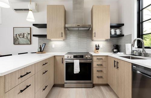 Traverse City Apartment | Hamilton Place Dunecrest Building 5 Units