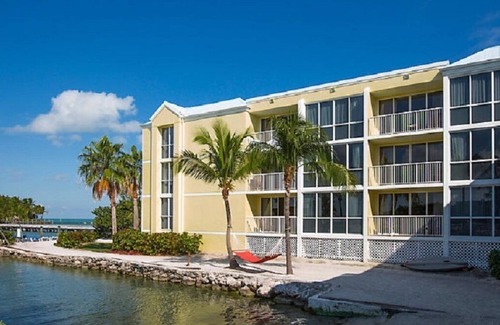 Marathon Apartment | Hammocks in Marathon Key