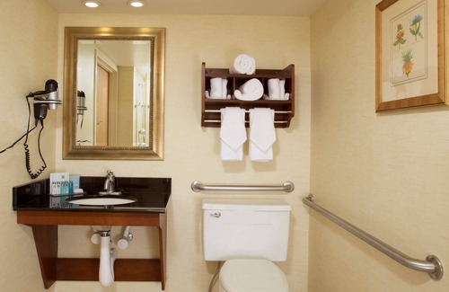 Baileys Crossroads Hotel | Hampton Inn Alexandria/Pentagon South