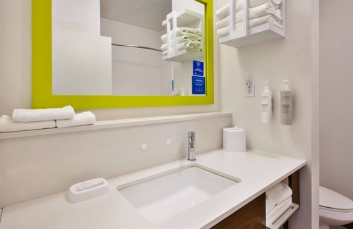 Clarion Hotel | Hampton Inn Clarion