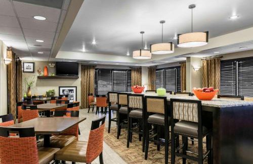 Shawnee Hotel | Hampton Inn Kansas City/Shawnee Mission