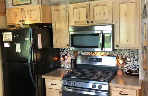 Nelson Cabin | Hand hewn log cabin with beautiful views of the Blue Ridge Mountains