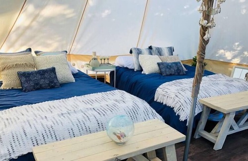 Regional District of Nanaimo RV Rental | Happy Bell— Vancouver Island