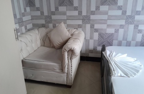 Dar es Salaam Hotel | Happy Classic Lodge