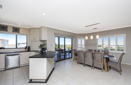 Ledge Point House | Happy Daze - Coastal Oasis