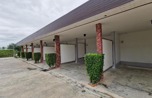 Kao Yai Hotel | Happy Field Resort