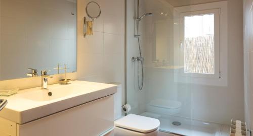 El Poble-sec Apartment | Happy People Ramblas Harbour Apartments