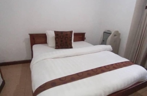 Arusha Bed & Breakfast | Happy Rhino Lodge