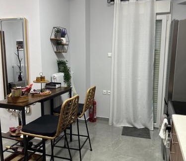 Larissa Apartment | Happy Stay