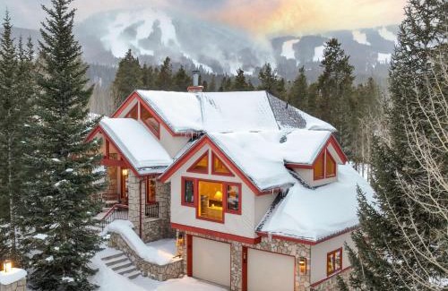 Breckenridge House | Happy Trails Lodge
