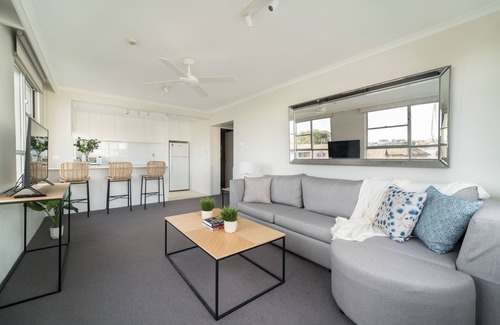 McMahons Point Apartment | Harbourside 49