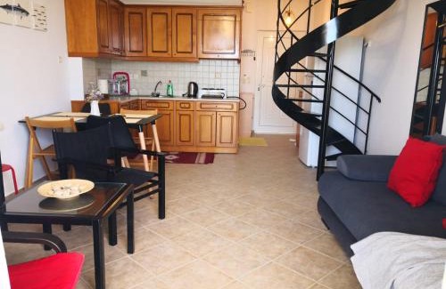 Crisostomos House | Harmony by the sea - 20 meters from the sea