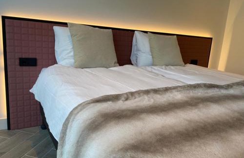 Zurich Hotel | HarTeluk Afsluitdijk Zurich