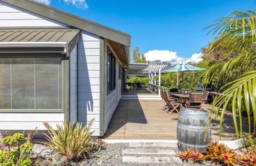 Onetangi House | Hartlock in Onetangi