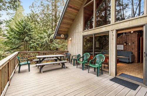 Burley House | Hartstene Pointe Haven