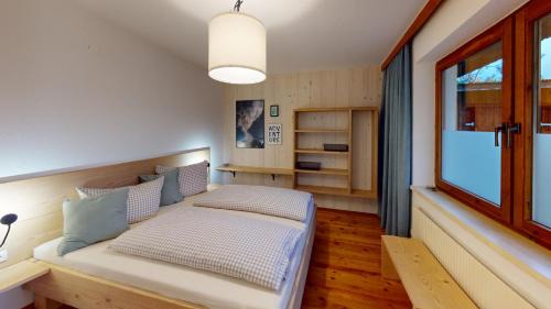Oetztal-Bahnhof Apartment | Haus Alberto - Haus mit 2 Ferienwohnungen