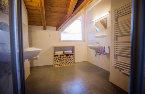 Volderau Apartment | Haus Alpenkönigin - Apartments Stubaital