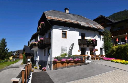 Weissensee House | Haus Binder