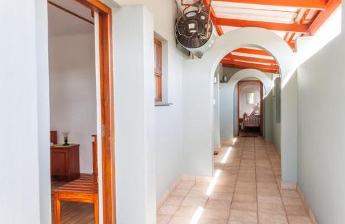 Vineta Bed & Breakfast | Haus Garnison B&B