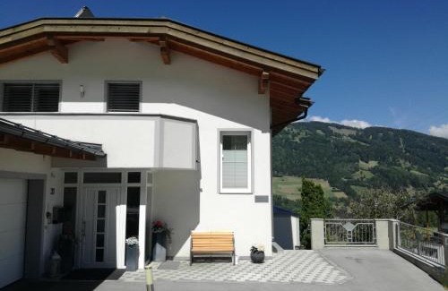 Arzl im Piztal Apartment | Haus Gastl