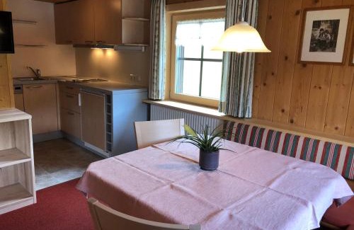 Lech am Arlberg Apartment | Haus Gstüat