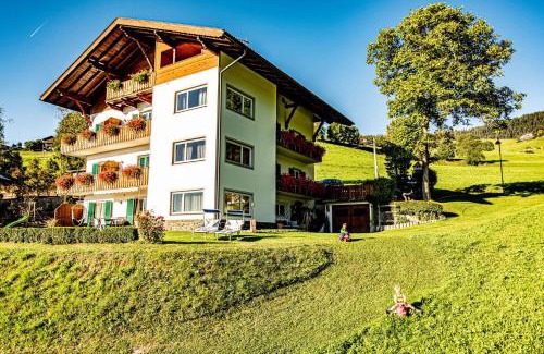 Castelrotto Apartment | Haus Lohengrin Ferienwohnung 2
