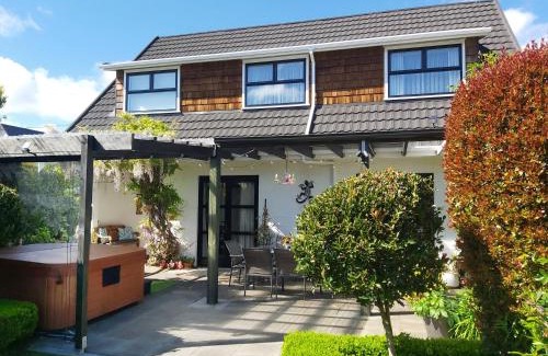 Rotorua Bed & Breakfast | Haven Homestay Rotorua