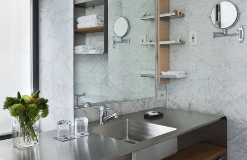 Central Park West Hotel | Haven of Rest and Relaxation! Onsite Restaurant and Bar! Near Times Square!