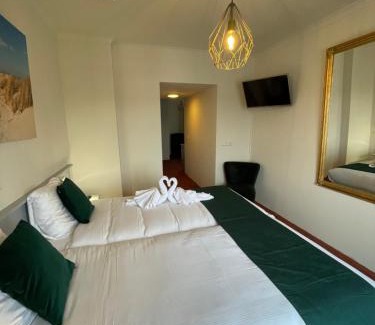 Oudeschild Hotel | Havenhotel At Sea Texel