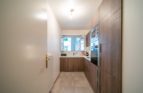 Faubourg de l'Arche Apartment | Havre de paix - Appt avec terrasse