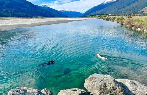 Makarora Apartment | Hawkshead Boutique Studio & Gardens