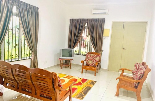 Port Dickson House | HaZa Homestay