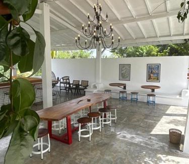 Dambulla House | Hebron Gardens House