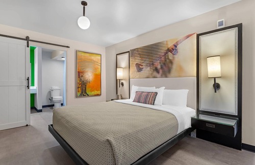 Greater Heights Hotel | Heights House Hotel - Houston Heights Downtown, an Ascend Collection Hotel