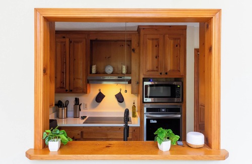 Helen Cabin | Helen Retreat: 2 Cabins Firepit Grills Easy Parking