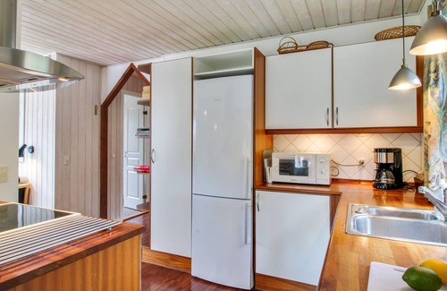 Hou House | "Hemming" - from the sea by Interhome